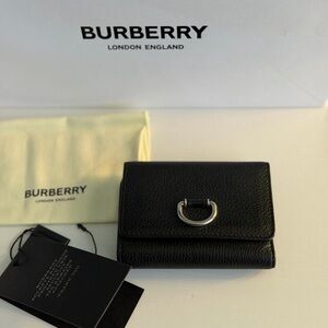 Burberry Trifold Leather D-Ring Wallet Black